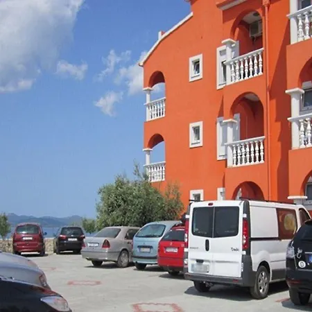 Sor Appartamento Bibinje